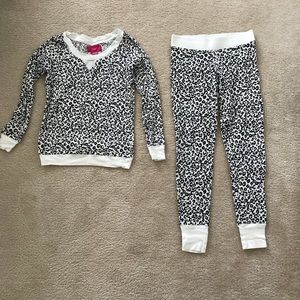 Black & White Leopard Victoria’s Secret Pajama Set